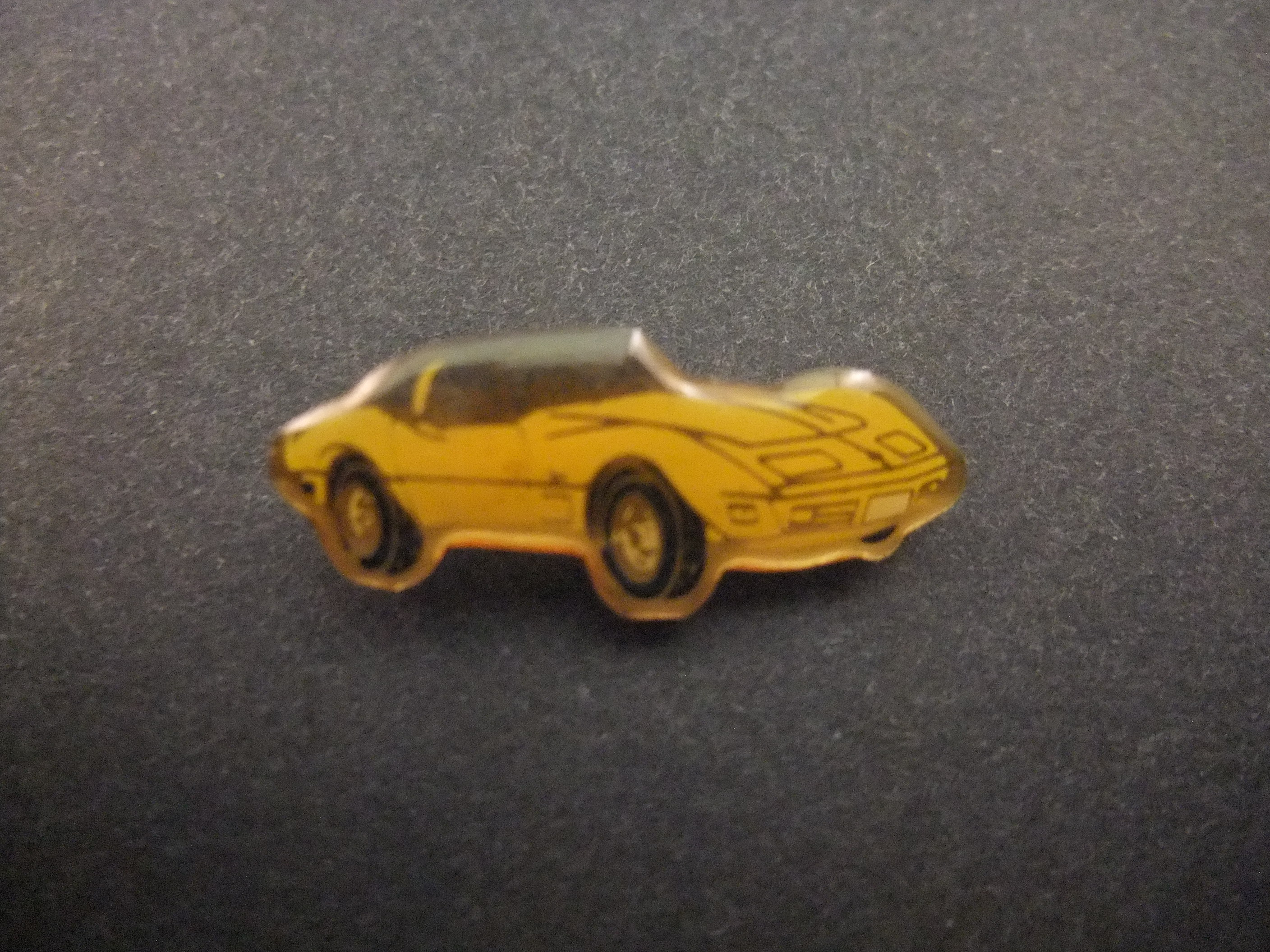 Chevrolet Corvette 1974 - 1977 geel